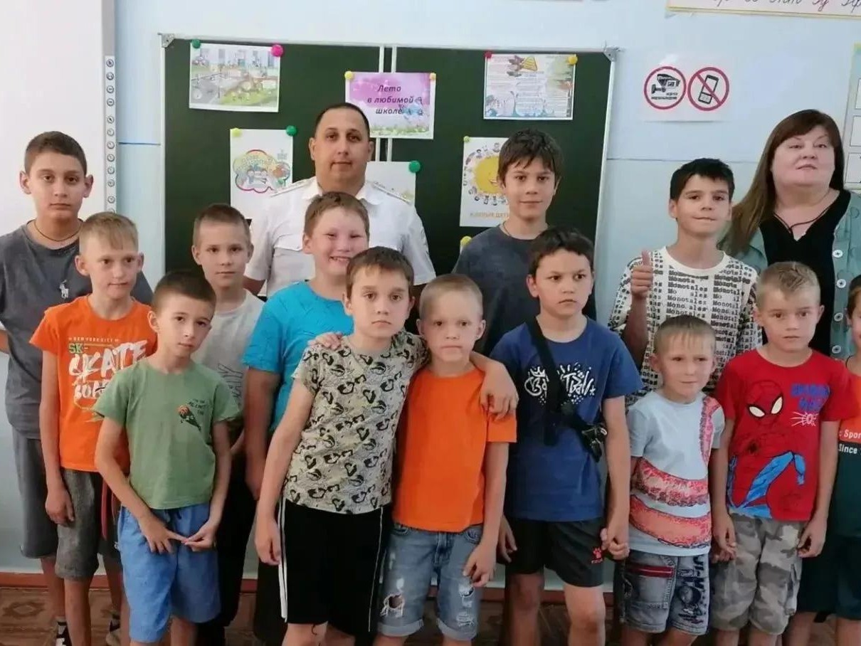Встреча с инспектором ГИБДД &amp;quot;Дорожное движение&amp;quot;.